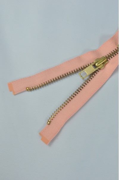 ZIP092  2號拉鏈  金屬雙頭拉鏈  金銅開尾拉鏈  不設單獨拉鍊訂購  後面照